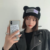 Gorro de punto con orejas estilo grunge negro